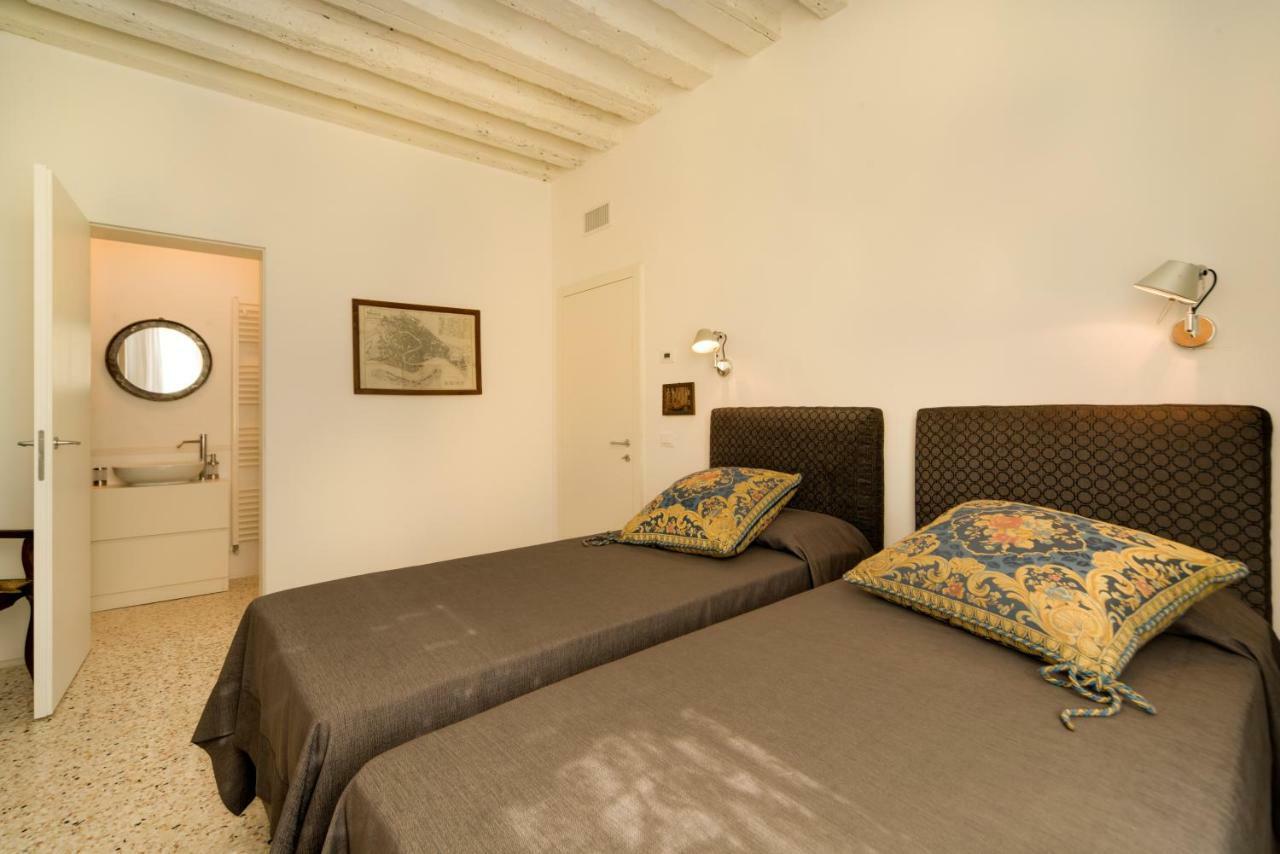 Ca' Dorina Luxury Apartment Venice Exterior photo